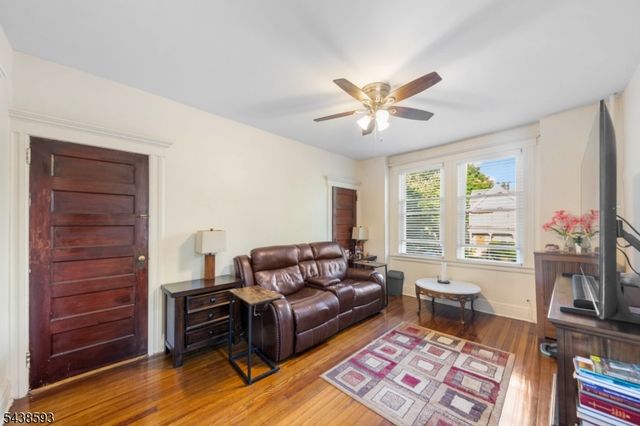 43 Brighton Ave, East Orange City, NJ 07017