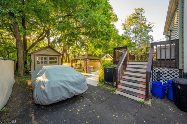 43 Brighton Ave, East Orange City, NJ 07017