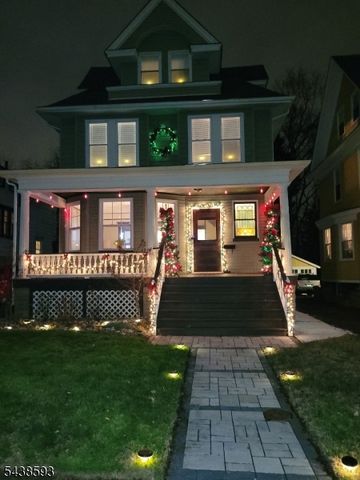 43 Brighton Ave, East Orange City, NJ 07017