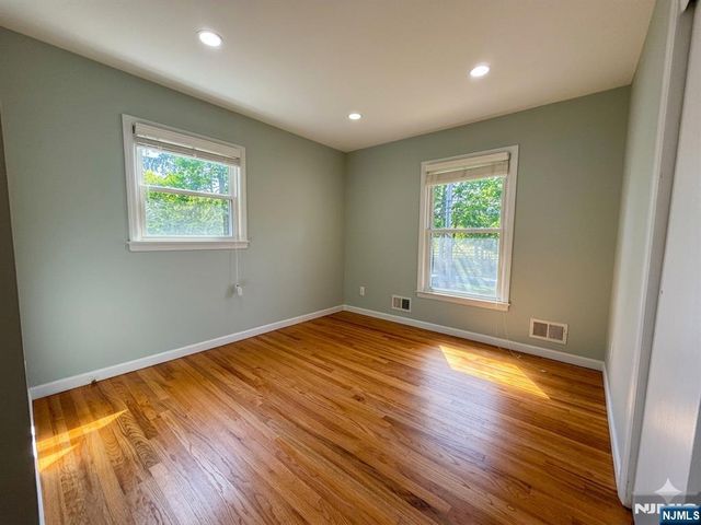 11 N Middletown Road, Montvale, NJ 07645