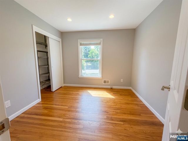 11 N Middletown Road, Montvale, NJ 07645