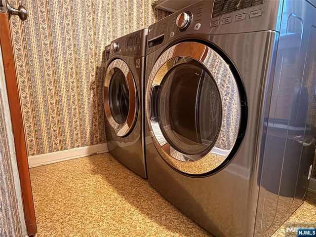 11 N Middletown Road, Montvale, NJ 07645