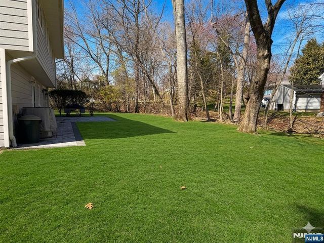 11 N Middletown Road, Montvale, NJ 07645