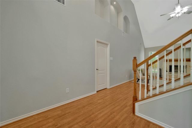 103 Sierra Ridge DR, San Marcos, TX 78666
