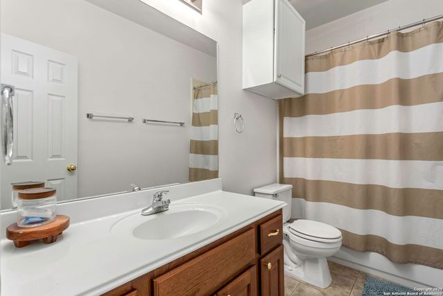 211 Aster Trail, San Antonio, TX 78256