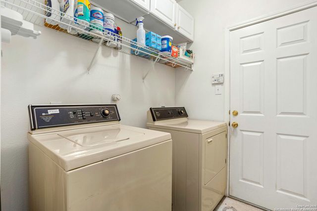 211 Aster Trail, San Antonio, TX 78256