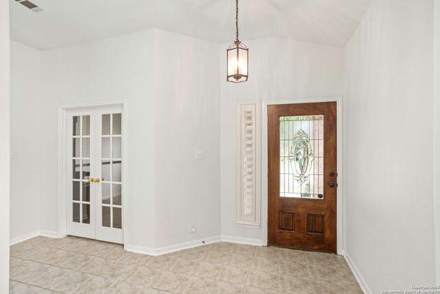 211 Aster Trail, San Antonio, TX 78256