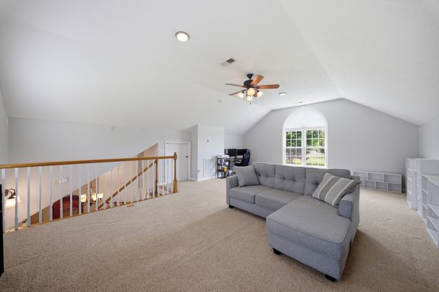 7464 Hoods Branch Rd, Springfield, TN 37172