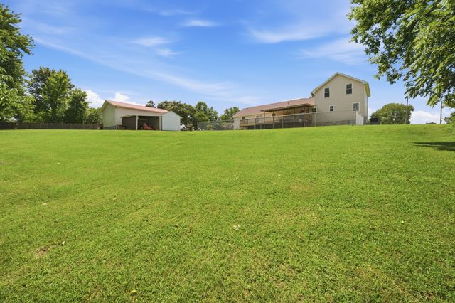 7464 Hoods Branch Rd, Springfield, TN 37172