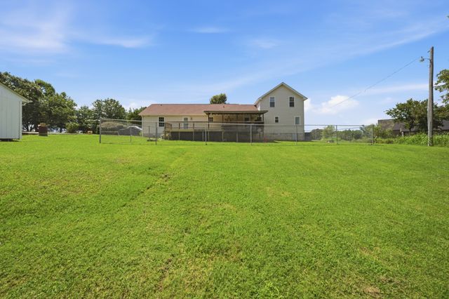 7464 Hoods Branch Rd, Springfield, TN 37172