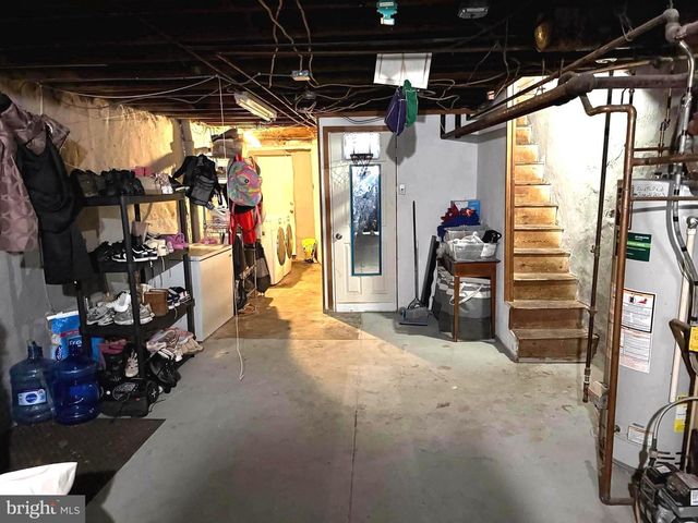 75 LAMPORT RD, Upper Darby, PA 19082