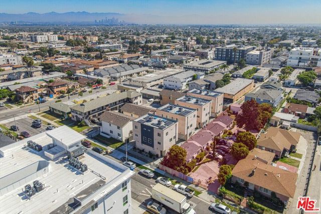 6526 Brynhurst Avenue, Los Angeles, CA 90043