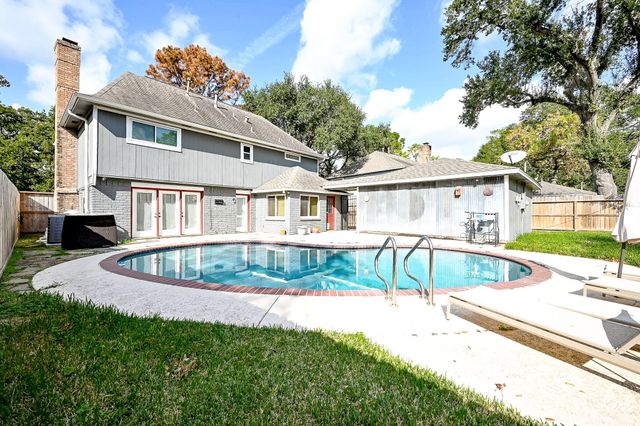 5614 Bough Court, Houston, TX 77092