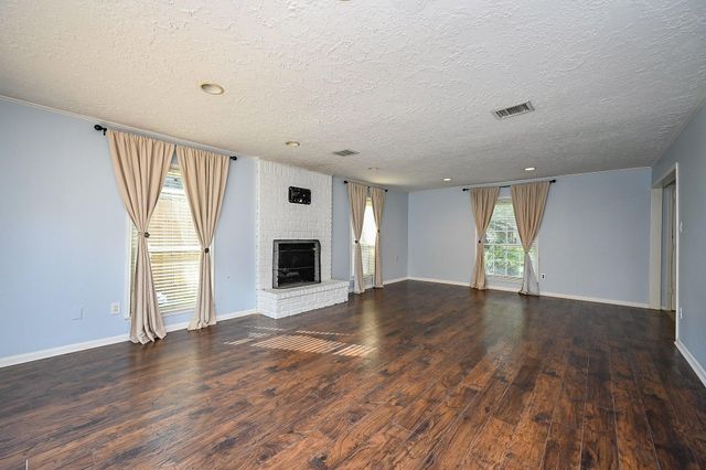 5614 Bough Court, Houston, TX 77092