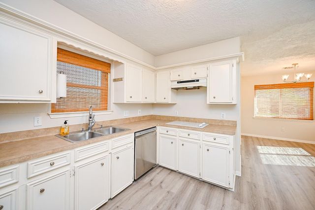 5614 Bough Court, Houston, TX 77092