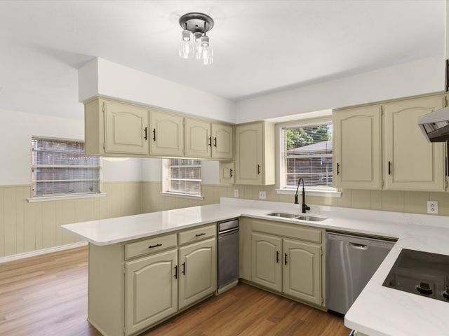 3732 Holland Drive, North Richland Hills, TX 76180