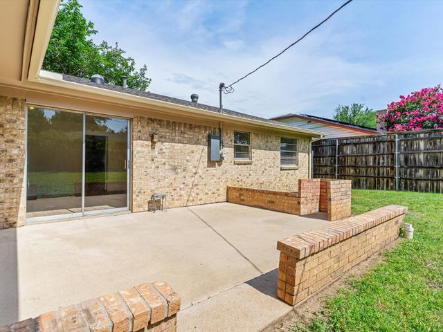 3732 Holland Drive, North Richland Hills, TX 76180