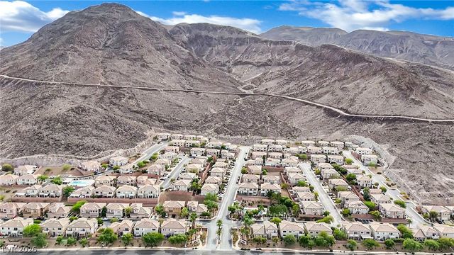 223 Kindness Crest Court, Henderson, NV 89012