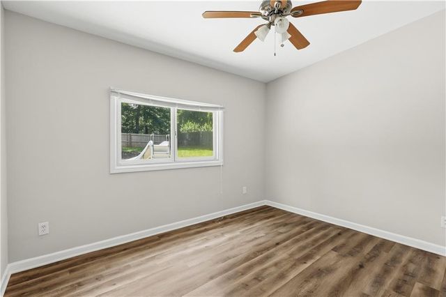 3733 Memorial Parkway NW, Kennesaw, GA 30152