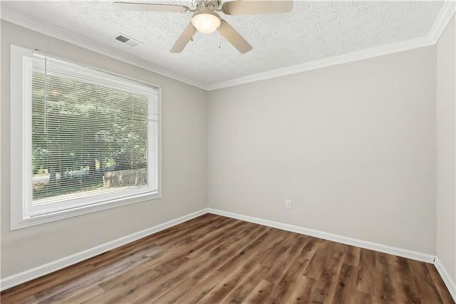 3733 Memorial Parkway NW, Kennesaw, GA 30152