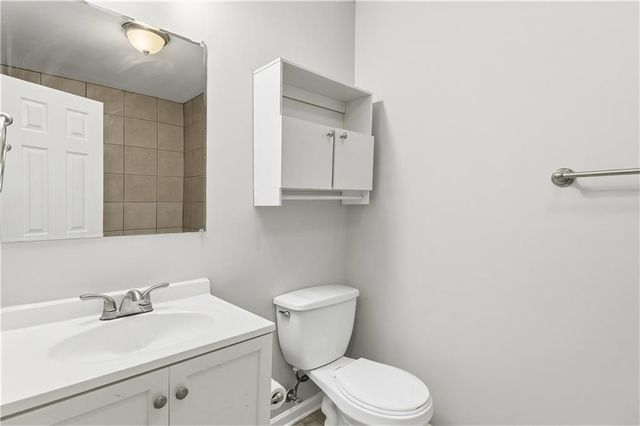 3733 Memorial Parkway NW, Kennesaw, GA 30152
