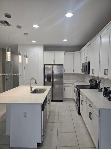 10111 Akenside Drive 0, Boca Raton, FL 33428
