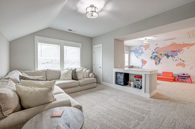 7748 Thayer Rd, Nolensville, TN 37135