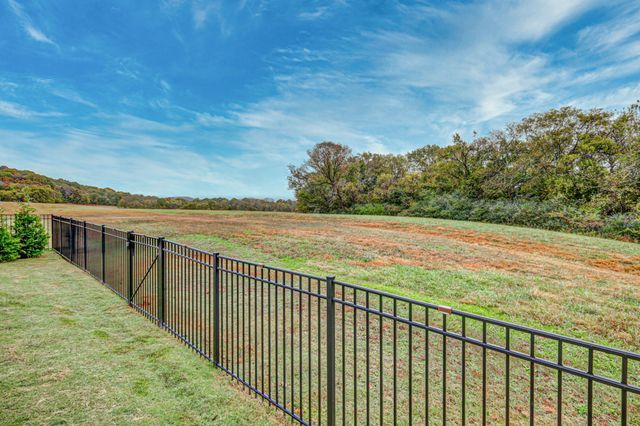 7748 Thayer Rd, Nolensville, TN 37135