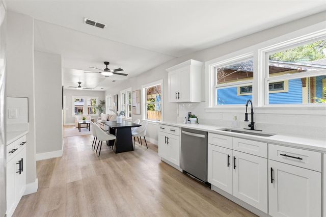 604 E LAMBRIGHT STREET, Tampa, FL 33604