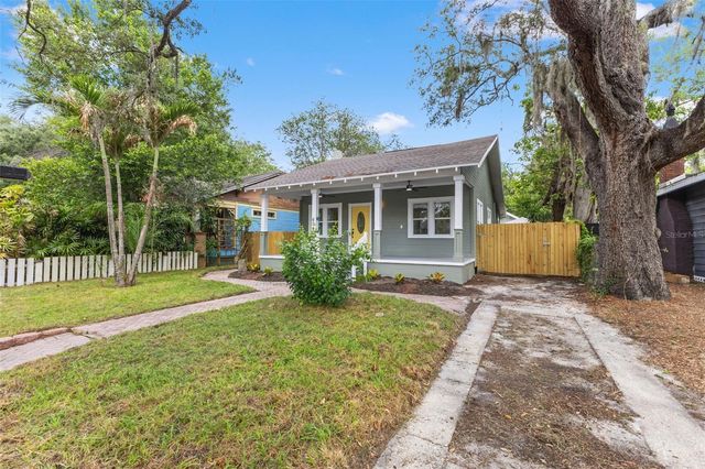 604 E LAMBRIGHT STREET, Tampa, FL 33604