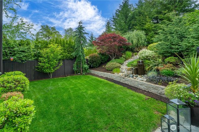 27416 243rd Place SE, Maple Valley, WA 98038