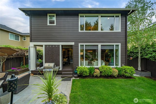 27416 243rd Place SE, Maple Valley, WA 98038