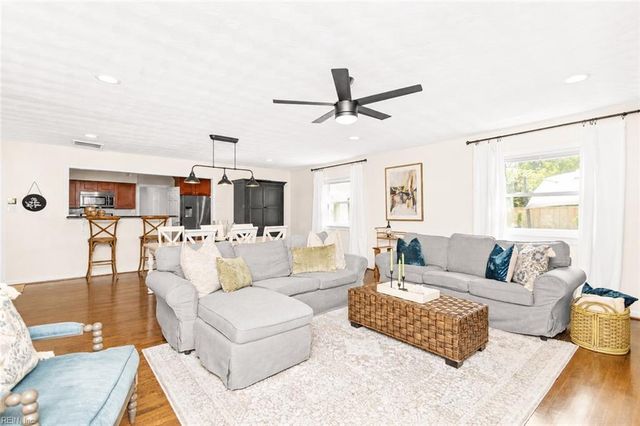 716 Prince Phillip DR, Virginia Beach, VA 23452