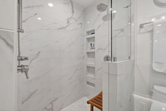 3315 E NUTMEG ST, Cottonwood Heights, UT 84121