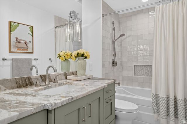3315 E NUTMEG ST, Cottonwood Heights, UT 84121