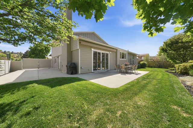 3315 E NUTMEG ST, Cottonwood Heights, UT 84121