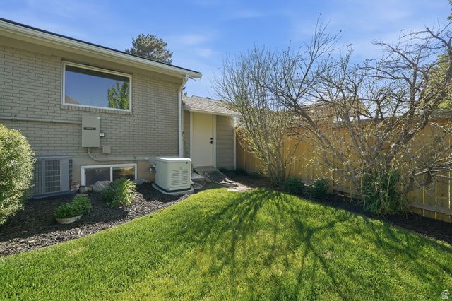 3315 E NUTMEG ST, Cottonwood Heights, UT 84121