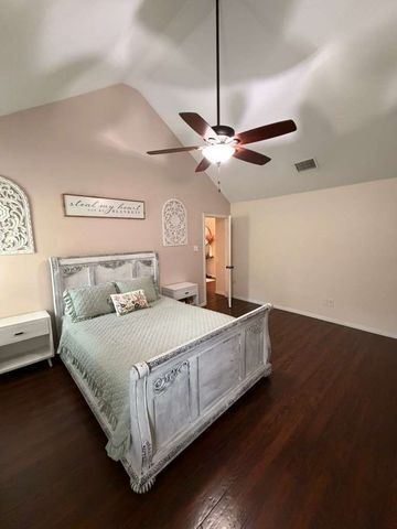 906 busby, Cedar Hill, TX 75104