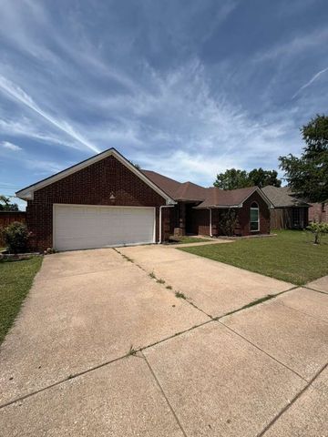 906 busby, Cedar Hill, TX 75104