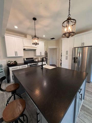 906 busby, Cedar Hill, TX 75104