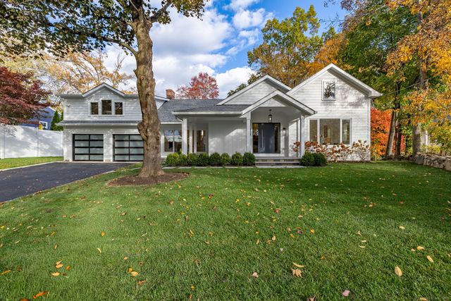 122 Brook Run Lane, Stamford, CT 06905