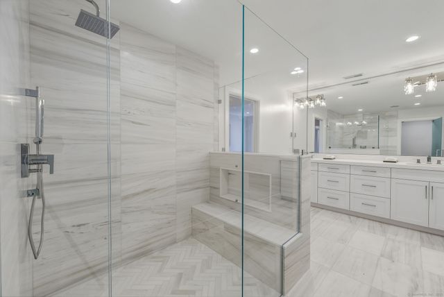 122 Brook Run Lane, Stamford, CT 06905