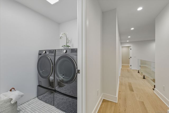 122 Brook Run Lane, Stamford, CT 06905