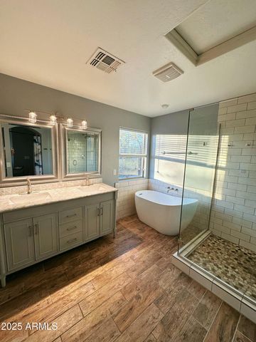 4046 E Saint John Road, Phoenix, AZ 85032