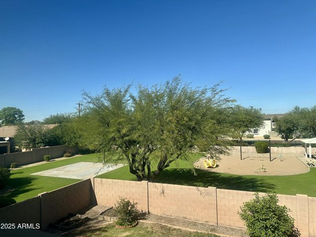 4046 E Saint John Road, Phoenix, AZ 85032