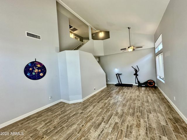 4046 E Saint John Road, Phoenix, AZ 85032