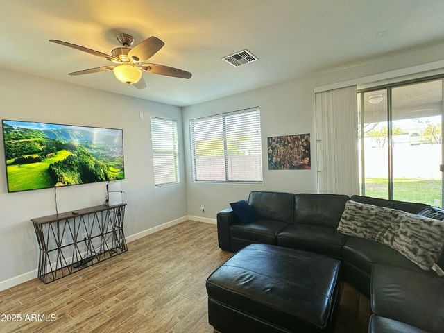 4046 E Saint John Road, Phoenix, AZ 85032