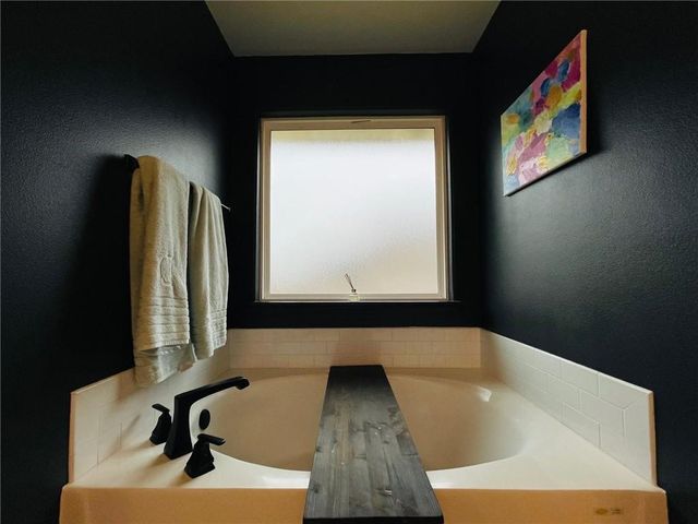 2415 England Lane, Pea Ridge, AR 72751