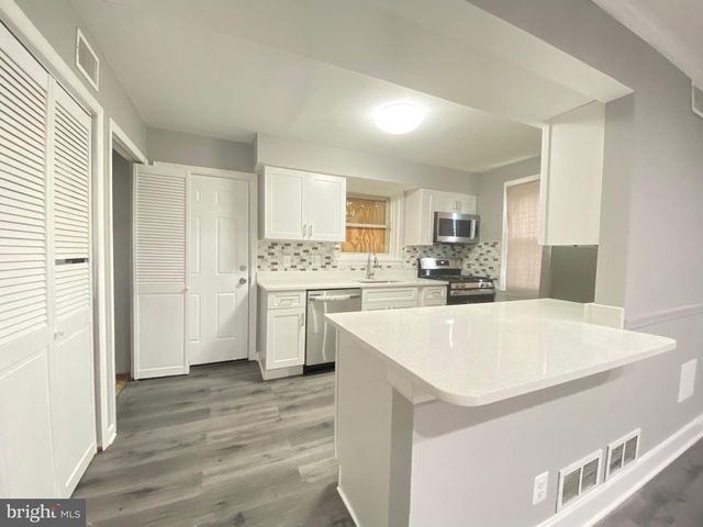 2301 HOUSTON ST, Suitland, MD 20746