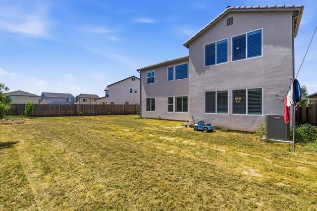 4188 N Contessa Avenue, Fresno, CA 93723